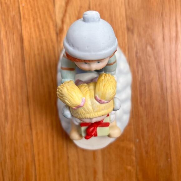 Cabbage Patch Kids Holiday Sleigh Ride Porcelain Figurine by Xavier Roberts 1984 - Picture 4 of 4